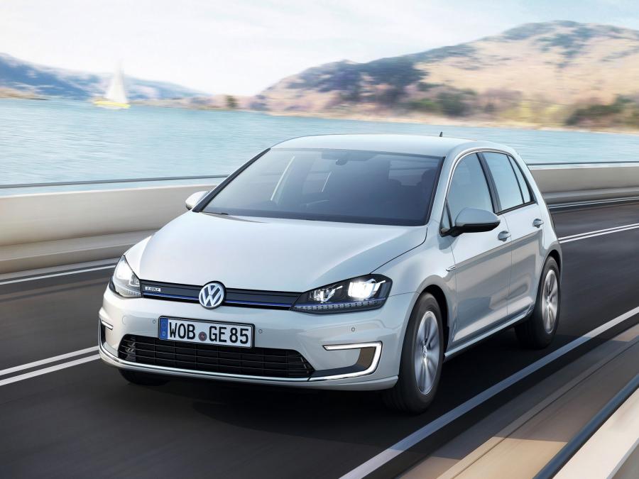  Volkswagen e-Golf 2013 года  (фото 8 из 24)